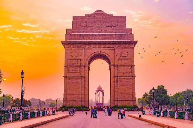 Delhi Travel Guide | History, Culture & Iconic Landmarks