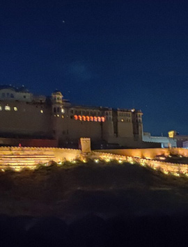 Amber Fort Light and Sound Show with Royal Dinner & Private Transfers in Jaipur