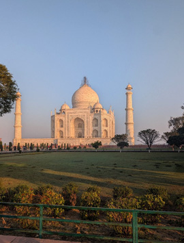 Taj Mahal, Ranthambore Wildlife & Royal Fort Stay Tour of Rajasthan
